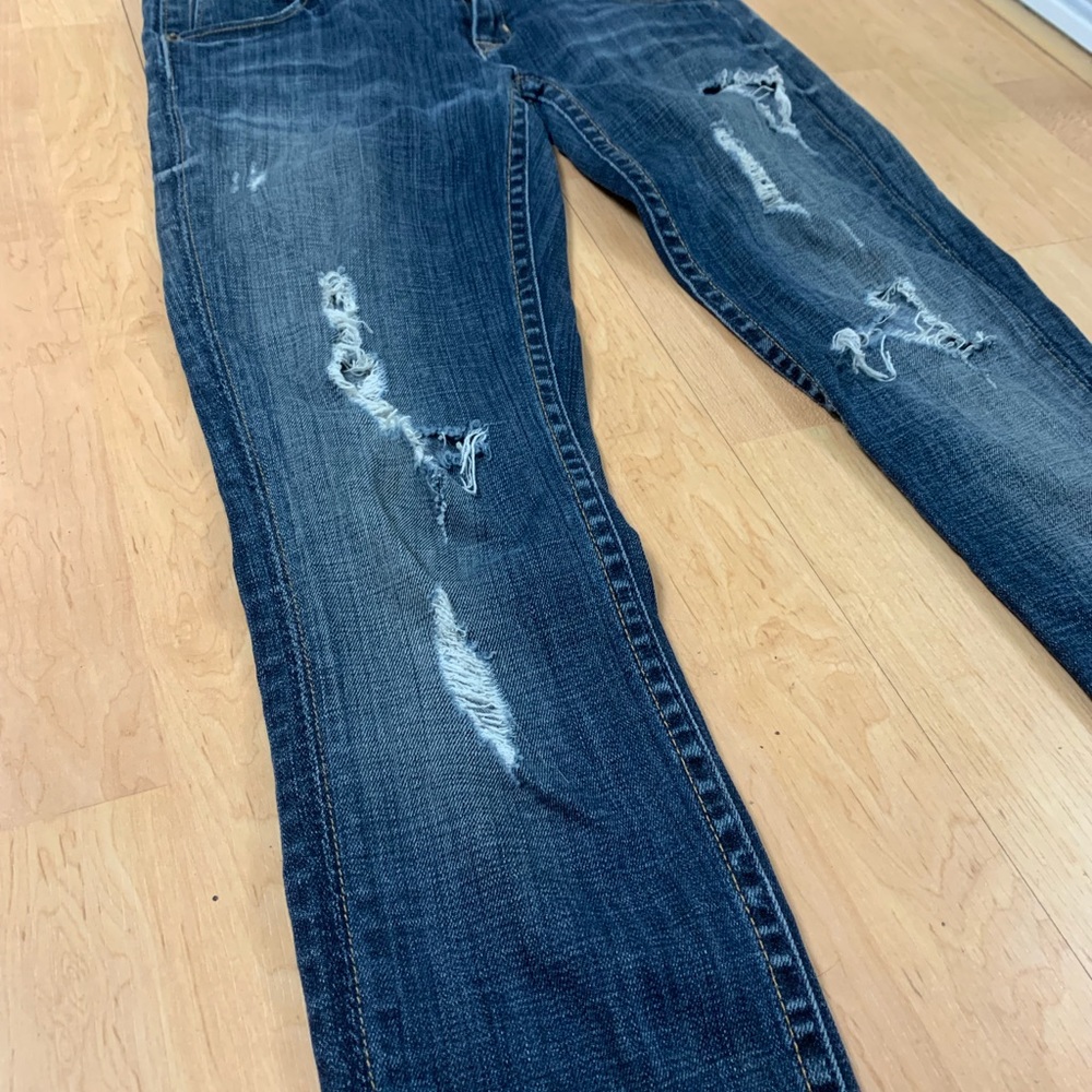 Destroyed Designer Jeans - Picture 4 of 8